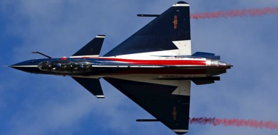 J-10: Το «καμάρι» της Πολεμικής Αεροπορίας της Κίνας που «ανταγωνίζεται» το F-16