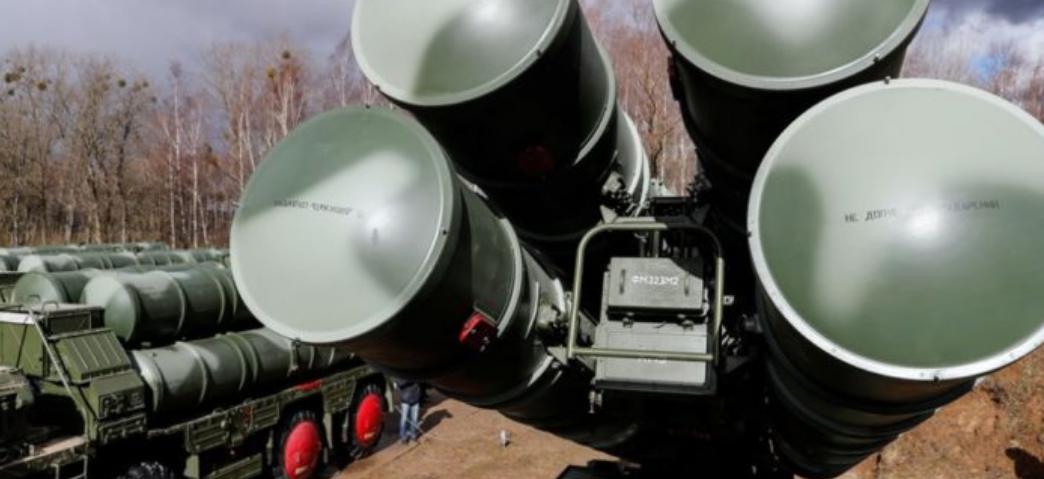 Η Ρωσία «αδειάζει» τον Τσαβούσογλου για την δήθεν «απέλαση» των Ρώσων εμπειρογνωμόνων για τους S-400