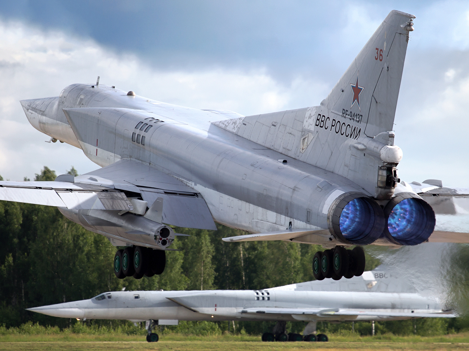 Ρωσικά στρατηγικά βομβαρδιστικά Tu-22M3 «στοχοποίησαν» ΝΑΤΟϊκά πλοία και βάσεις με Kh-32